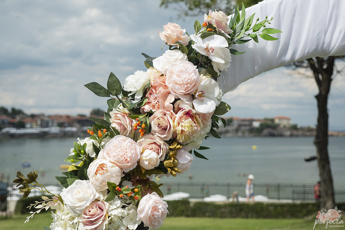 Сватби на морето, сватбени украси, сватби в Бургас, сватби по Черноморието, 2021 Сватби на морето, сватбени украси, сватби в Бургас, сватби по Черноморието, 2021