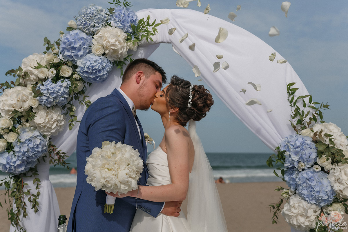 Сватби на морето, сватбени украси, сватби в Бургас, сватби по Черноморието, Лозенец, 2024