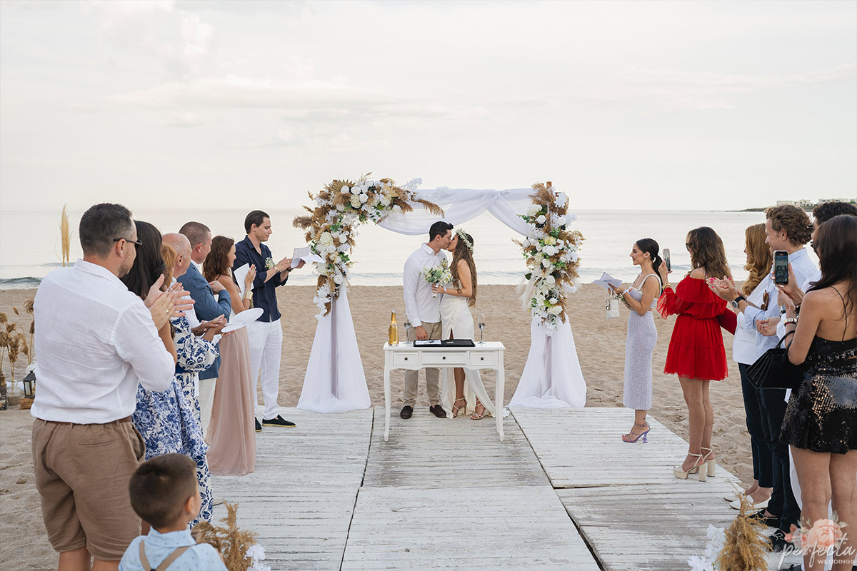 Сватби на морето, сватбени украси, сватби в Бургас, сватби по Черноморието, Лозенец, 2024 Сватби на морето, сватбени украси, сватби в Бургас, сватби по Черноморието, Лозенец, 2024